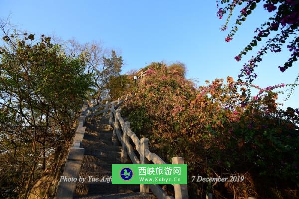 立鱼峰风景区