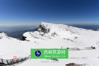 雪玛格勒冰川