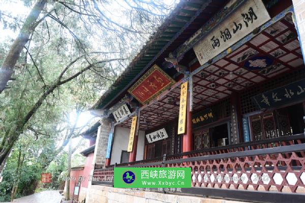 清凉台原名清凉寺，清凉台位于玉皇阁之后，始建于晚唐时期，明宪宗成化戊戌年(公元1478年)，普光寺僧人净宗募缘重修。