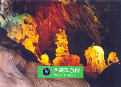 山阳月亮洞