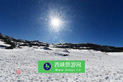 玉龙雪山滑雪场