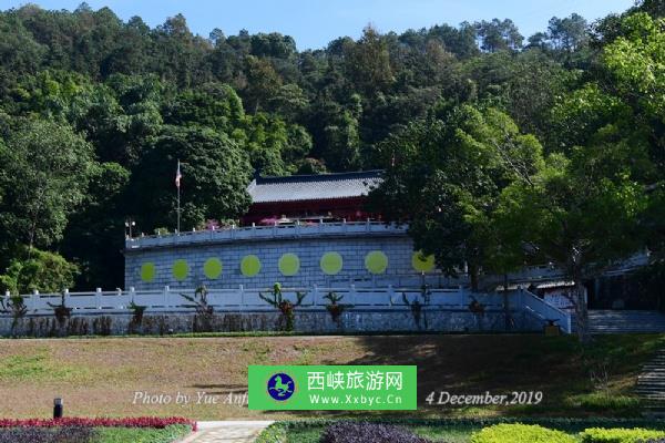 新兴龙潭寺