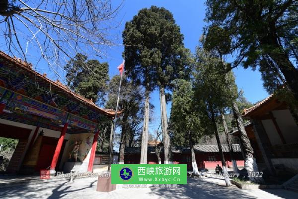 宣威东山寺（松鹤寺）