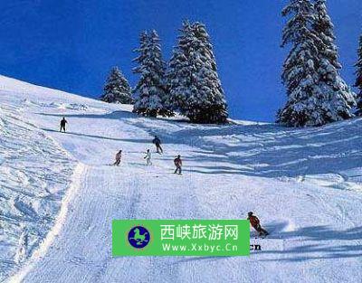 飞燕山庄滑雪场