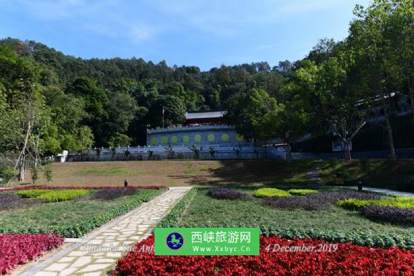 新兴龙潭寺